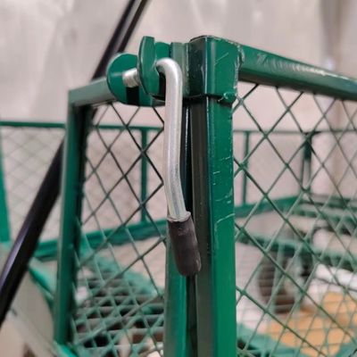 Makkelijke materiaalbehandeling met een tuinmaaskar en een enkel handvat